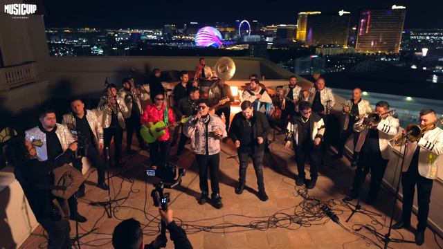 Grupo Firme - Grupo H 100 - El Agua Mansa (Video Oficial) смотреть онлайн
