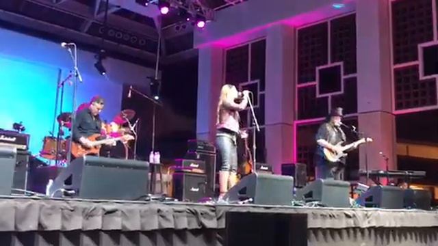 Tom Conway with Willie K! Jan 6, 2018 Maui смотреть онлайн