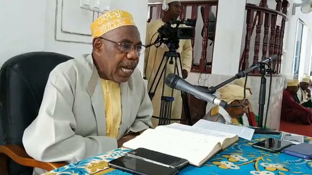 Darsa avec Fundi ALI HADJI - le 1er avril 2023 - Ramadan 2023 смотреть онлайн
