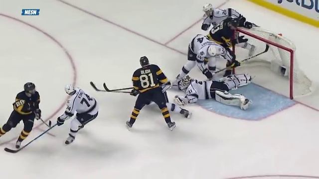 Видеообзор Бостон - Лос-Анджелес / BRUINS VS. KINGS DECEMBER 18, 2016 HIGHLIGHTS смотреть онлайн