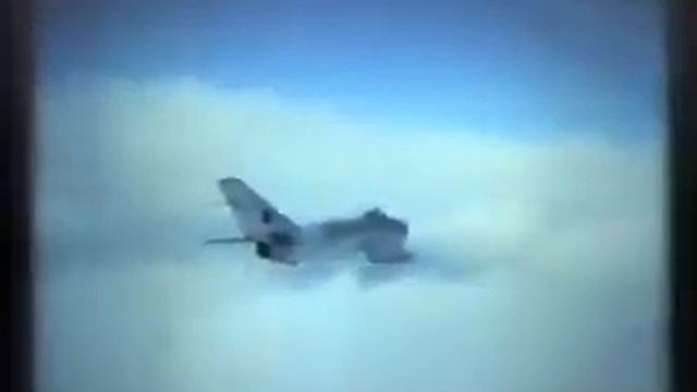 MiG-17 / Shenyang F-5 in op service Albanian Air Force (1978) смотреть онлайн
