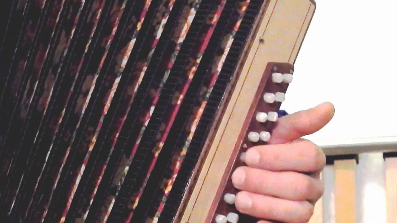 Зимняя песня(В этой деревне огни не погашены,как играть на гармони,с цифрами) смотреть онлайн