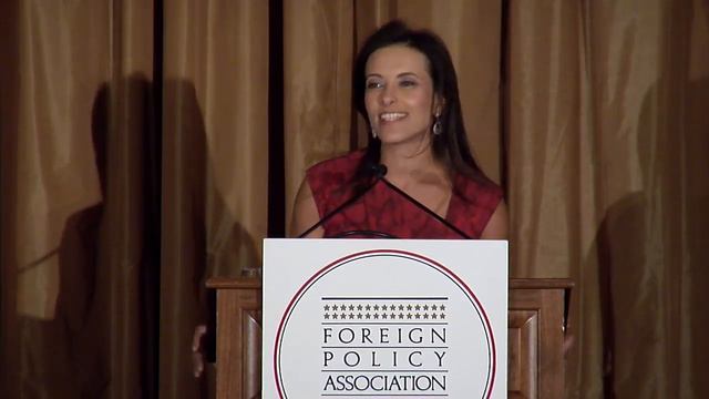 Dina Powell Introduces Bob Steel смотреть онлайн