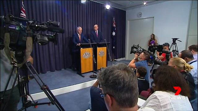 Australian Charles Davidson deported from US for having Iranian visa in passport смотреть онлайн