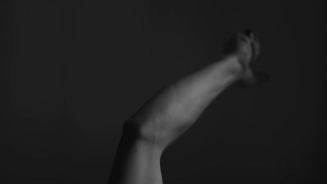 MALOY "Sin lágrimas" Teaser смотреть онлайн
