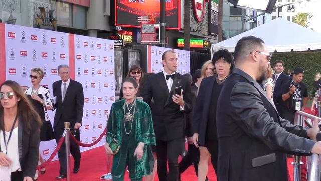 2016 TCM Classic Film Festival - Carpet Chat with Leonard Maltin смотреть онлайн