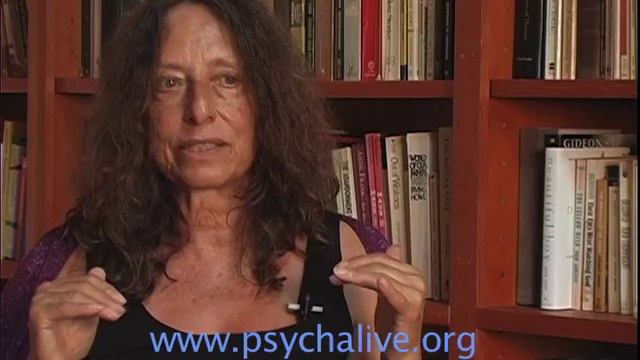 Dr. Carol Gilligan Defines Feminism and Patriarchy смотреть онлайн