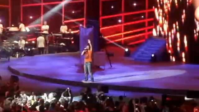Mickael Youn Les Enfoirés 2014 Au Zenith De Strasbourg