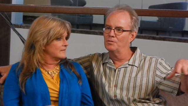 Brady Bunch Convention - Mike Lookinland & Susan Olsen doing an interview - August 16, 2014 смотреть онлайн