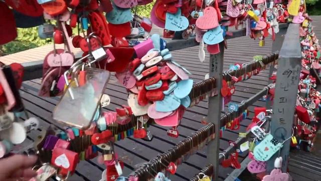 Korea | Namsan Tower & Hello Kitty Island (Vlog) PT. 7/7 смотреть онлайн