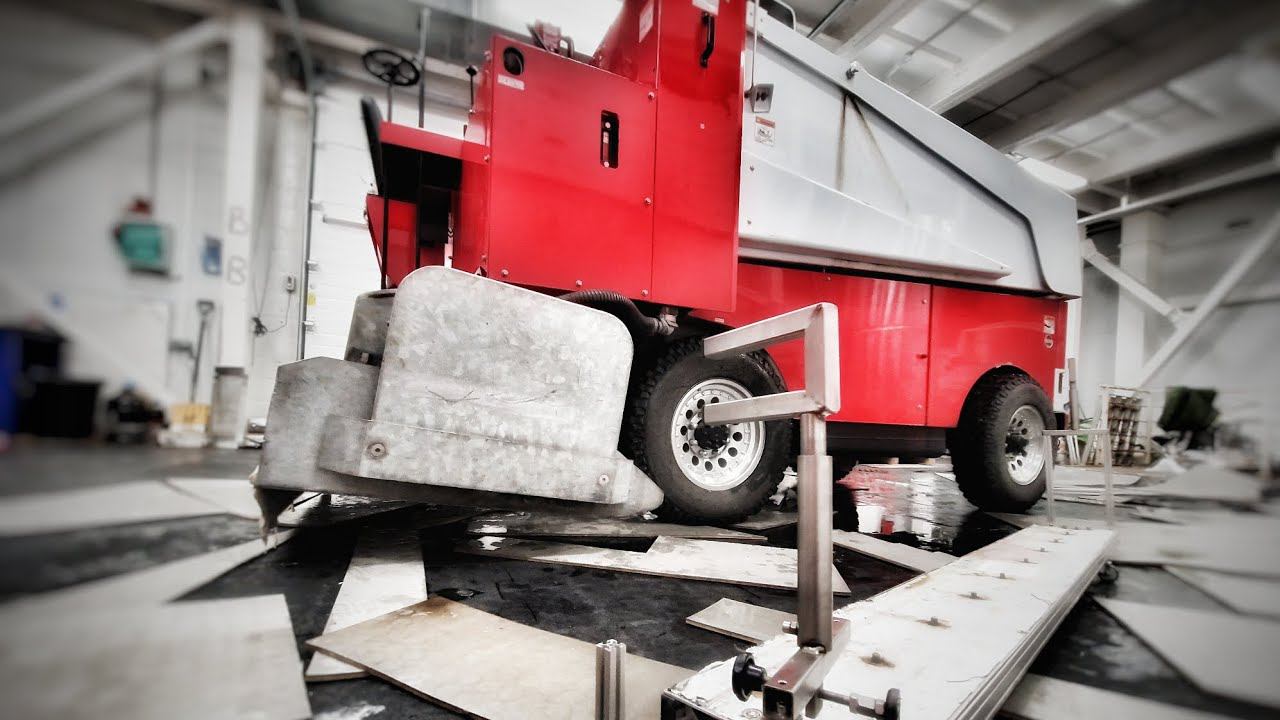 замена ножа+регулировка угла атаки на Zamboni