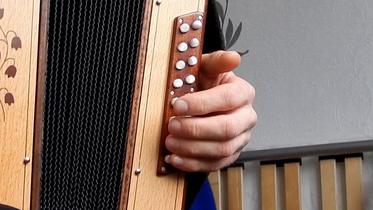 Вступление к "В землянке"(как играть на гармони,с цифрами) смотреть онлайн