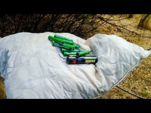 ВЗОРВАЛ ПОДУШКУ ПЕТАРДАМИ / GORILLA BUM / COBRA / #пиротехника #питарды #петарды #взрыв #подушка