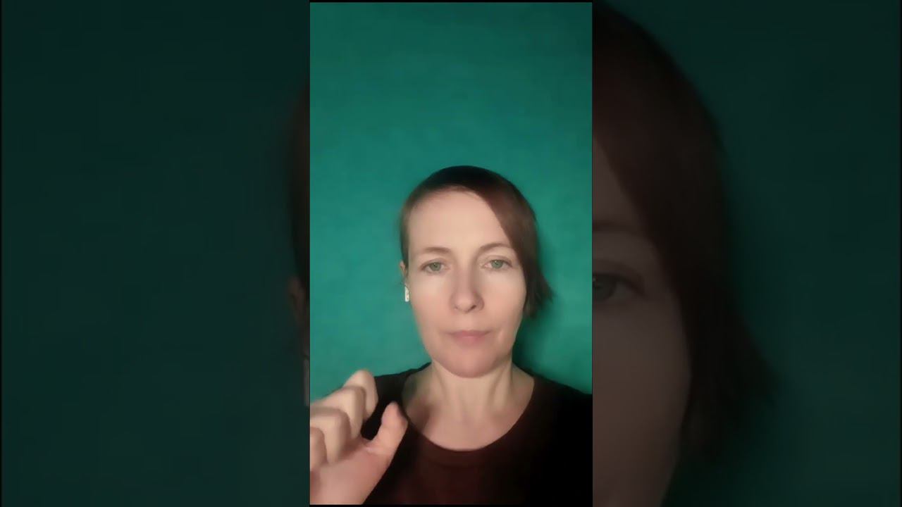 Показываю пальчиковую гимнастику для ребёнка