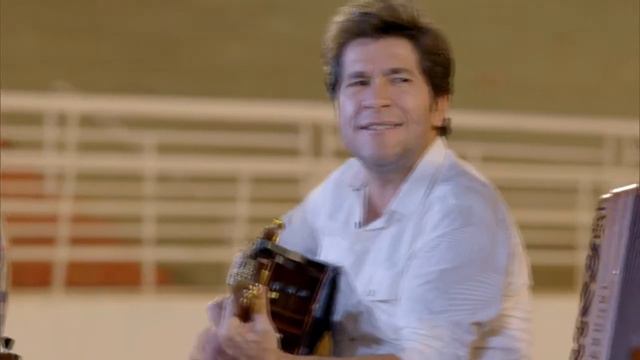 Bate o Pé - Daniel, Rionegro e Solimões no bem sertanejo com Michel Teló смотреть онлайн