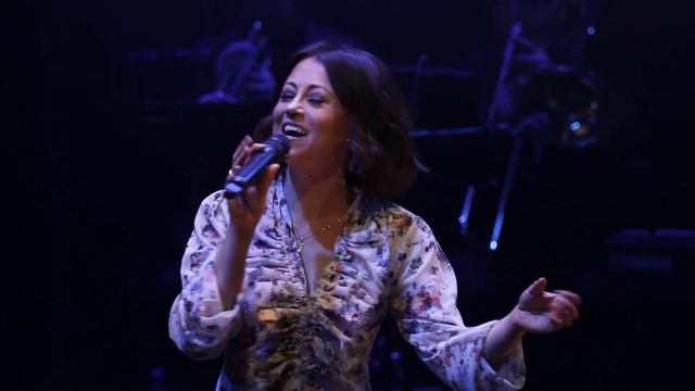 Emma Hatton- Ticket to ride смотреть онлайн
