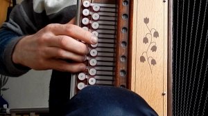 Подмосковные вечера(как играть на гармони)