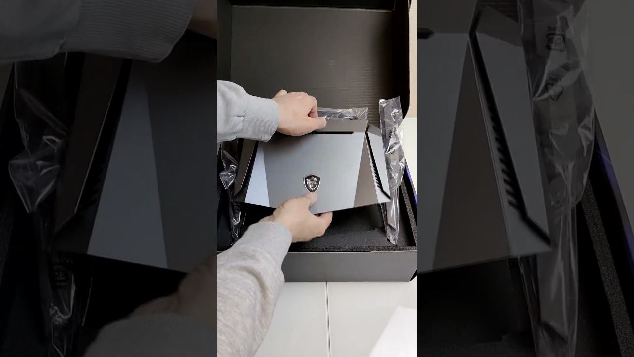 Краткий обзор на крутой игровой роутер MSI RadiX AX6600 WiFi 6 Tri Band Gaming #shorts смотреть онлайн