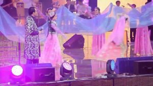 Ozodbek-Nazarbekov-2013-yilgi-konsert-dasturi