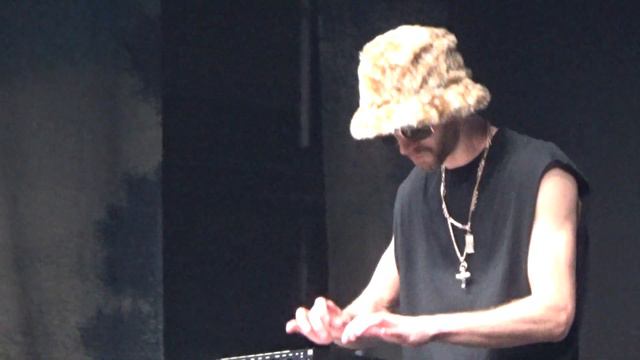 Jiří Korn - Každá trampota má svou mez a Tržní démon (Plzeň 2023) смотреть онлайн