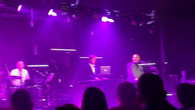 'The Voice' live at Rock City May 2023 by Midge Ure смотреть онлайн