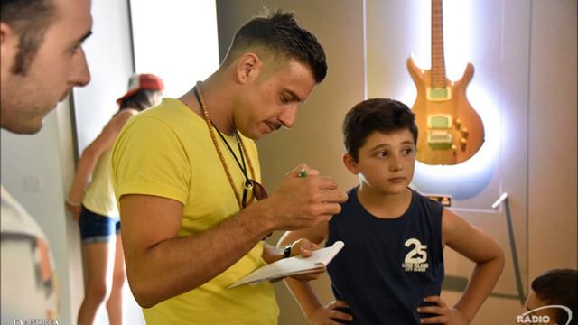 Francesco Gabbani a Radio Bruno 2017 смотреть онлайн