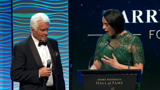 2018 Harry Kewell Inductee смотреть онлайн