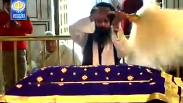 Doven Singhan Satguran Nu - Dhadi Jatha Giani Tarlochan Singh Bhamadi смотреть онлайн
