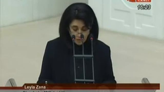 Leyla Zana li Meclîsa Tirkiyê wiha sond xwar! www.nukurd.com смотреть онлайн