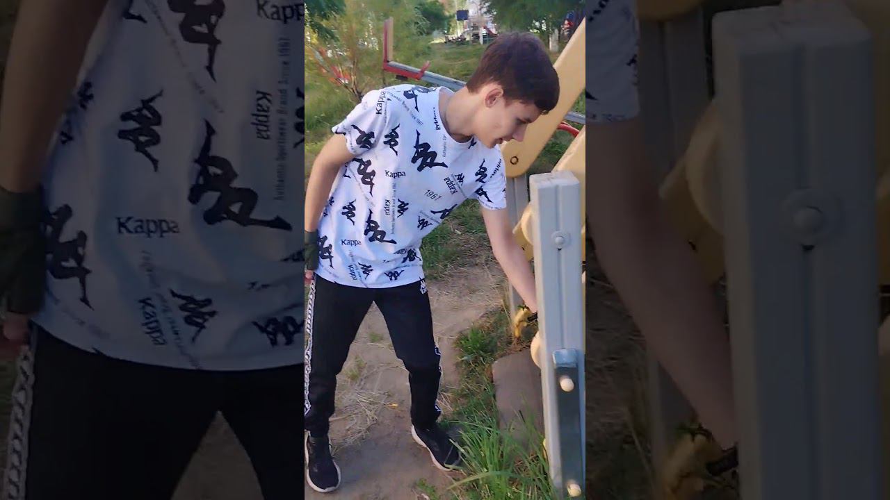 идеальный способ самообороны #мем #прикол #смешно #самооборона смотреть онлайн