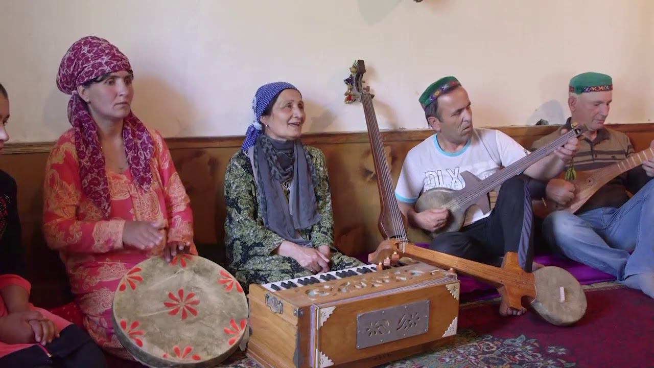 Ностальгия -- Только послушайте смотреть онлайн