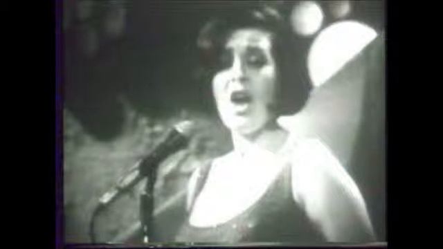 Simone de Oliveira - Vento Não Vou Contigo (Festiva RTP 1968) смотреть онлайн