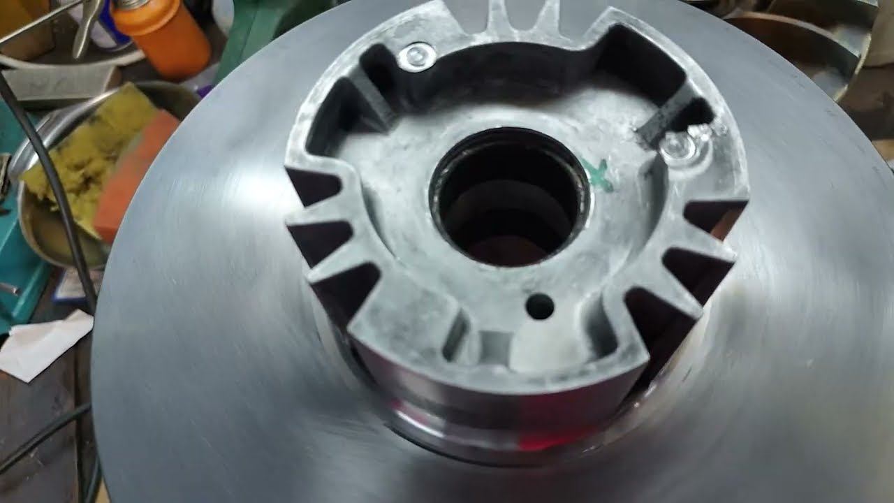 Осмотр Вариатора для Can-Am Brp Outlander 1000 XMR смотреть онлайн