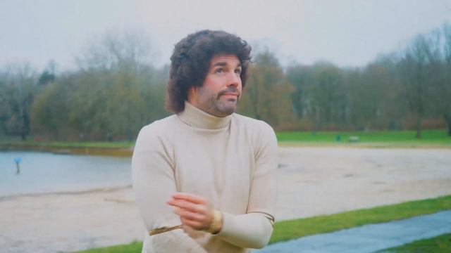 Bert Wabbe - De moeder de vrouw REMIX! (Martinus Nijhoff) смотреть онлайн