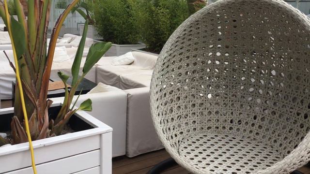 Purobeach Oasis Urbano - Barcelona Beach Club | allthegoodies.com смотреть онлайн