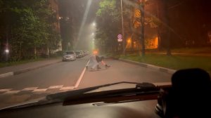 Квадробер перебежал дорогу