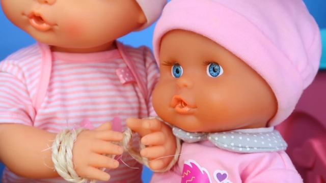 Baño de Espuma y centro de cuidados para Mis Bebés Nenuco | Guarderia Nenuco #18 смотреть онлайн