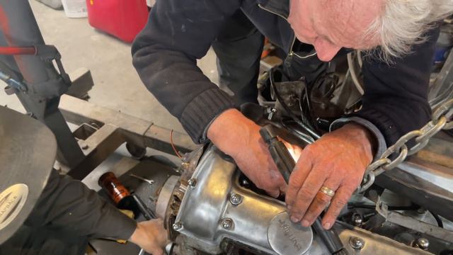 1959 JAGUAR 3.4L ENGINE: WIRING IT UP TO FIRE IT UP смотреть онлайн