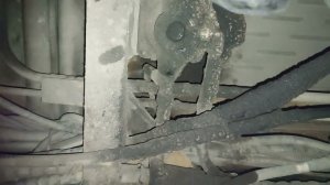 Где стоит датчик ручного тормоза