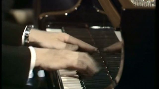 Piano concertos - Chopin & Mozart - Tzimon Barto, Steven de Groote, Maria Tipo & Mikhail Rudy смотреть онлайн