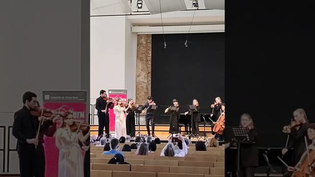 Edward Elgar: Serenade e-Moll op. 20 fur Streichorchester смотреть онлайн