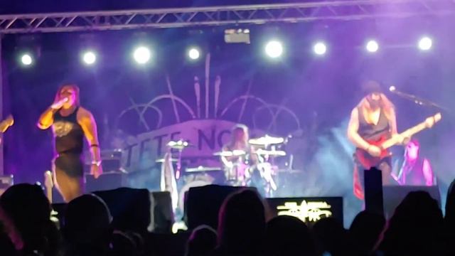 Tete Novoa. Sin saber nadar смотреть онлайн