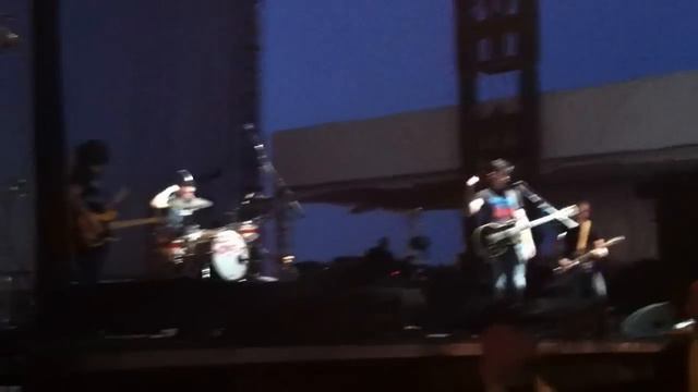 Alex Turner Introducing Arctic Monkeys смотреть онлайн