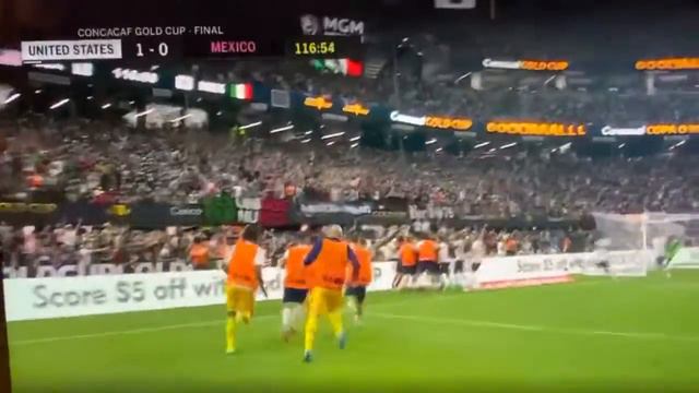 Miles Robinson puts one on net vs Mexico in the 2021Gold Cup to give the United States a victory смотреть онлайн