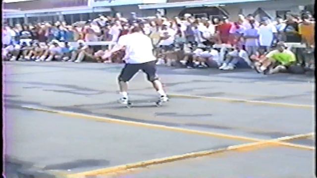 Rodney Mullen - World Industries Demo 1990 смотреть онлайн
