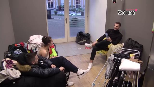 Zadruga 5 - Marko neće da "deli" svoju genetiku sa devojkom poput Viki, ona ga ucenjuje- 28.01.2022 смотреть онлайн