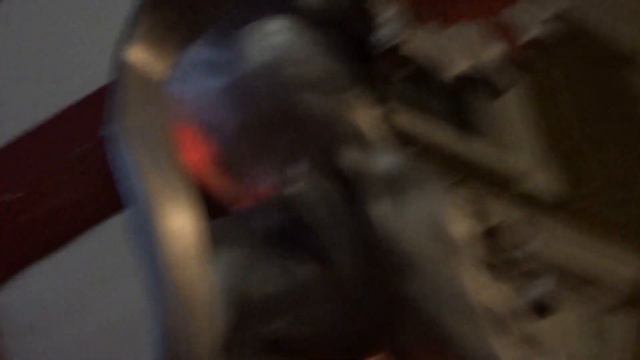 SILVER DRAGONS Guard EVERY ENTRANCE To The CITY OF LONDON смотреть онлайн