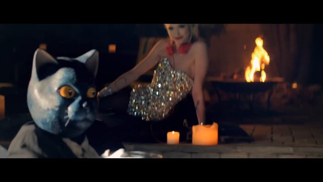 Ivy Levan - Hang Forever