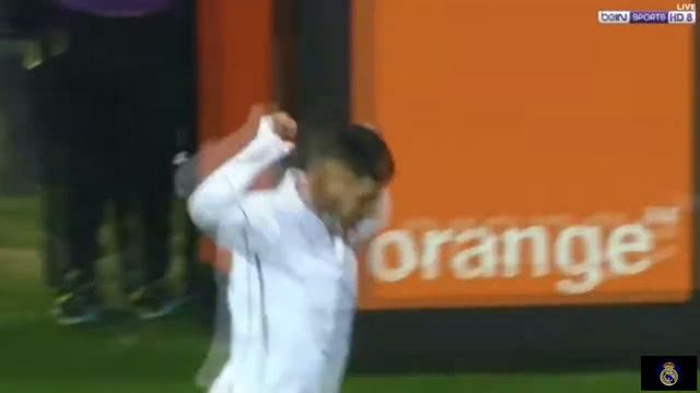 هدف جميل جداً لي اللعب التونسي باسم صرارفي في دقيقة الأخيرة من المباراة !! смотреть онлайн