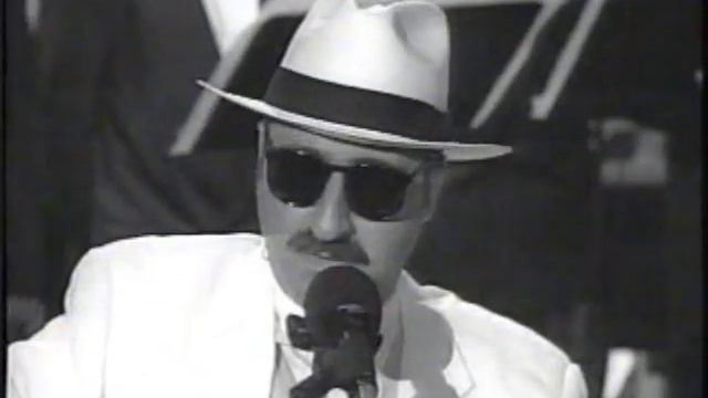 Leon Redbone sings Dancing on Daddy's Shoes смотреть онлайн